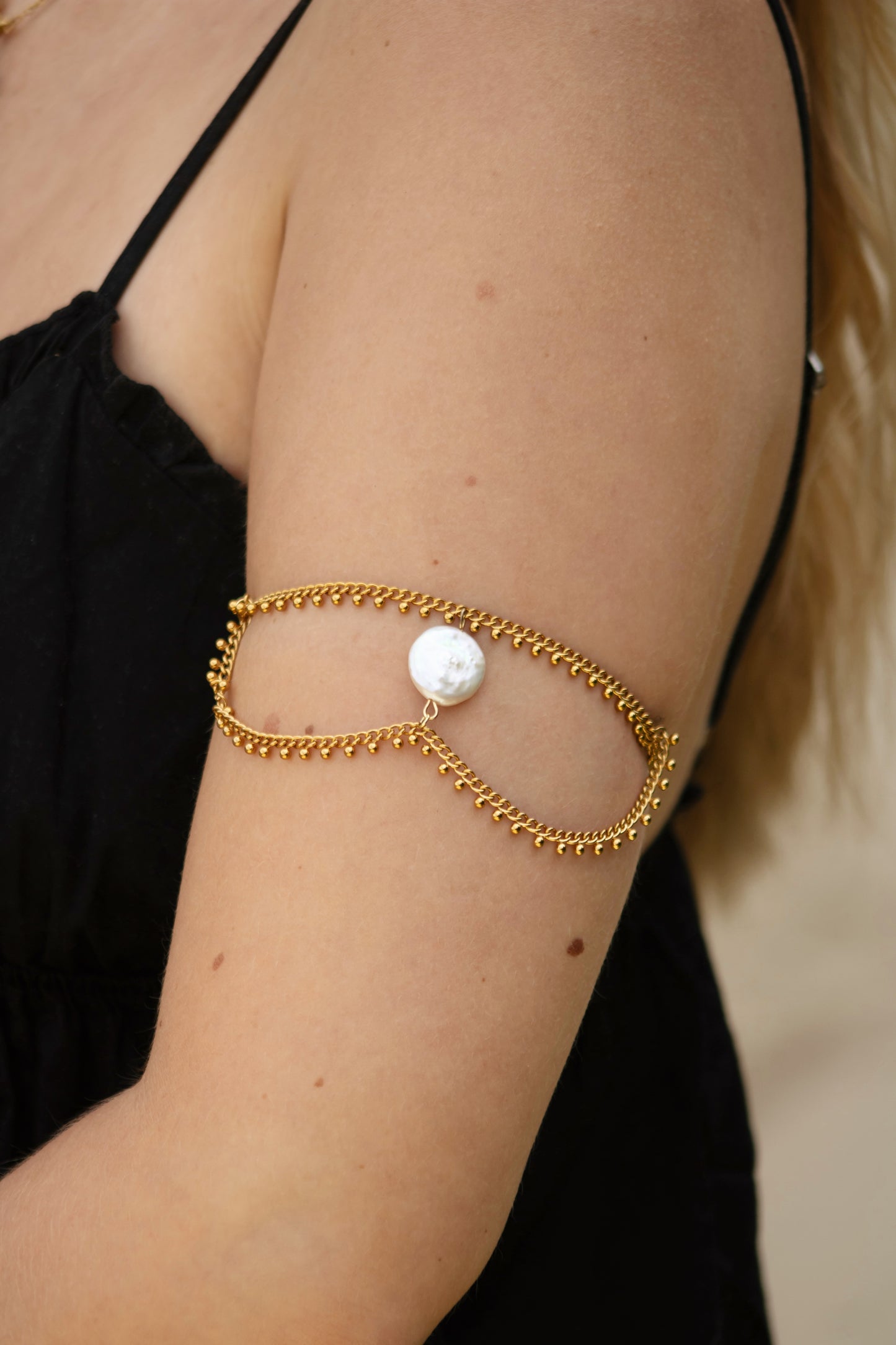 Arm chain parel