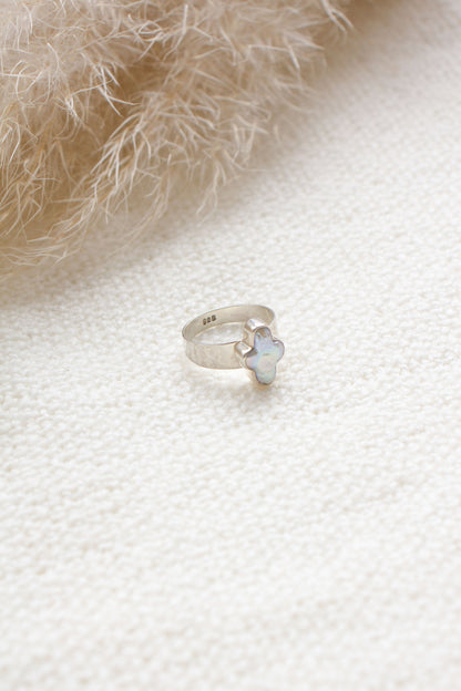 Ring Parelmoer Kruis Alba