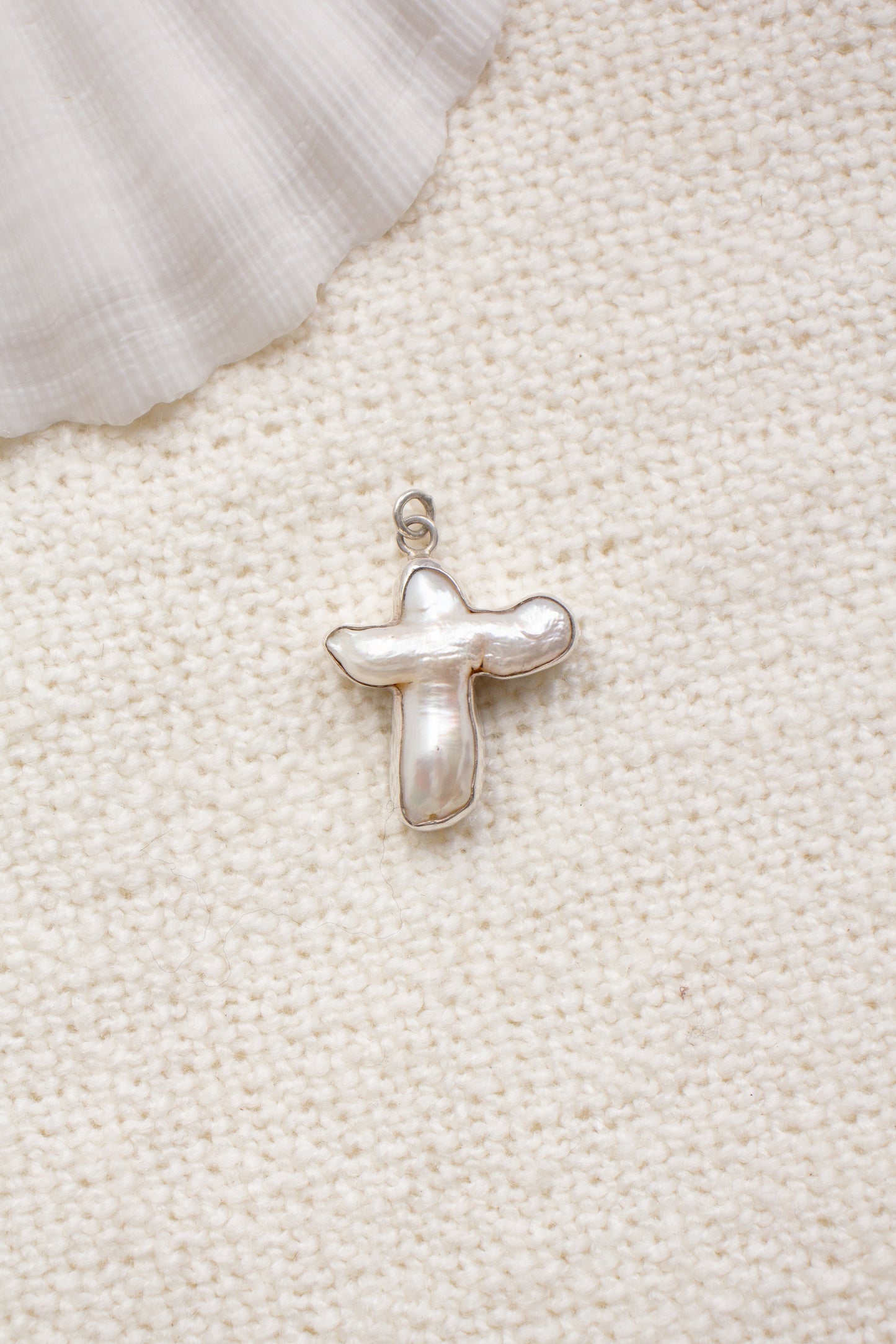 Hanger Parel Kruis Alba